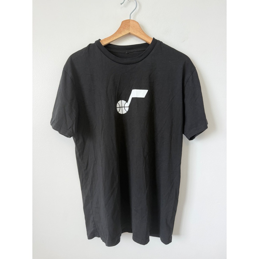 Utah Jazz NBA Graphic T-Shirt – Black – Size Medium